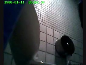 男は彼のガールフレンドを1時間与えた