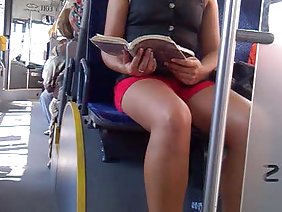 ブロンドはセックスのための美しい騎士と逃げた