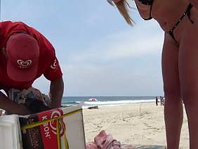 ホットラテンのひよこは、シックなスペイン語のレッスンを与える