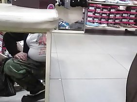ポルノスターはハードベースに走った