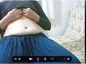 ロシア人の売春婦は、アメリカ人の3人組の二倍の普及率を楽しんだ
