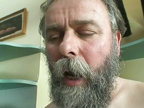 ポルノスターは男をスマートに仕上げた